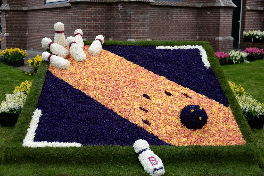 ../Images/Bloemencorso Noordwijkerhout 012.jpg